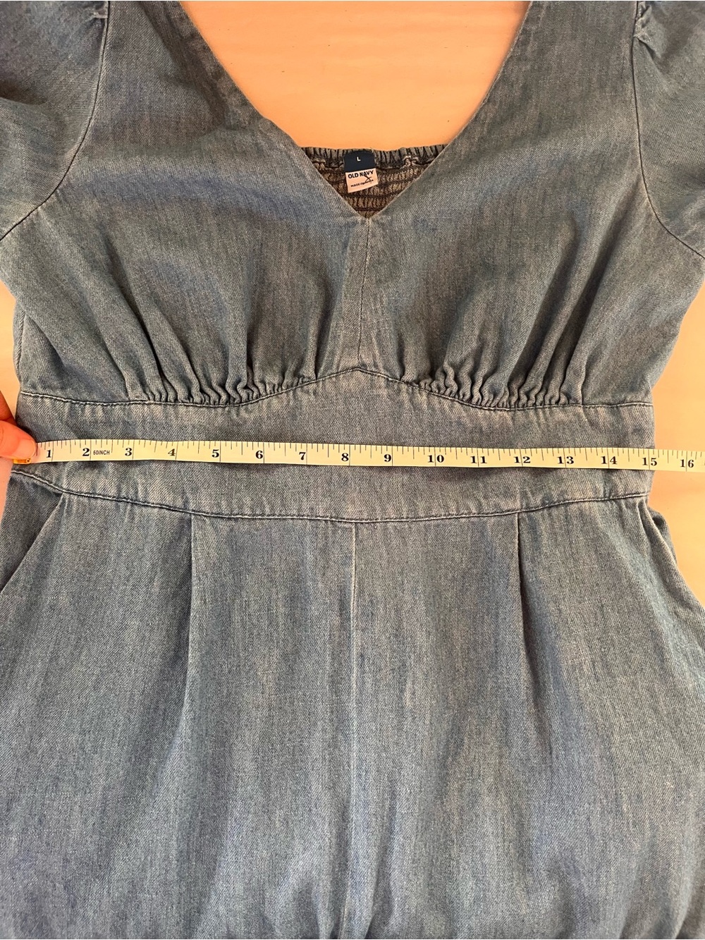 Old Navy Waist-Defined Smocked Denim Jumpsuit Chambray Large - Picture 13 of 14